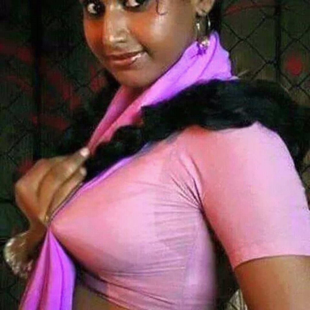 Indian shows big tits